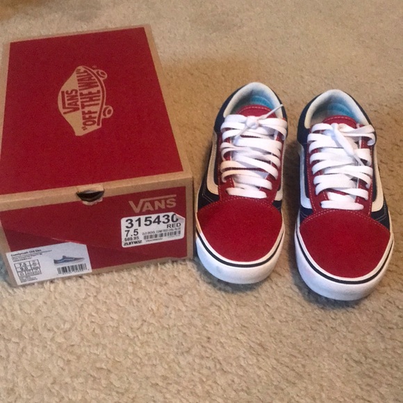 Vans - Picture 1 of 1